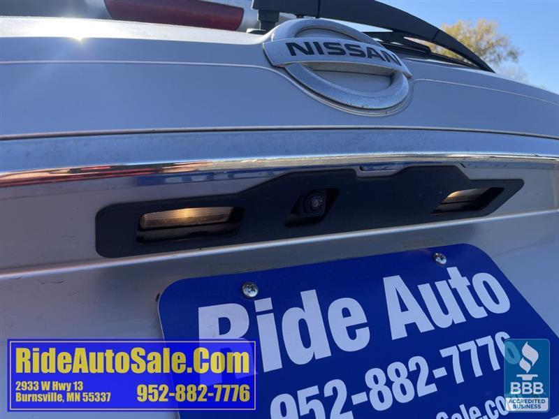 Nissan Rogue  2015