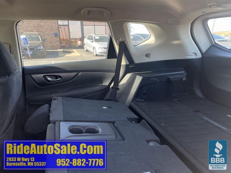 Nissan Rogue  2015
