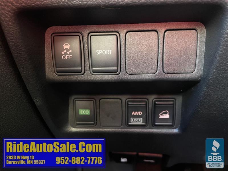 Nissan Rogue  2015