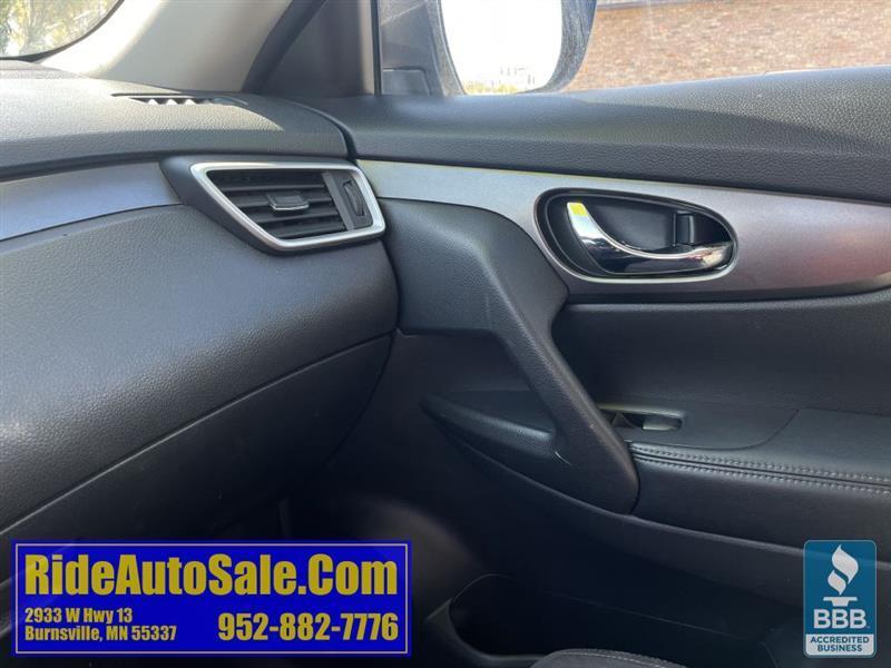 Nissan Rogue  2015