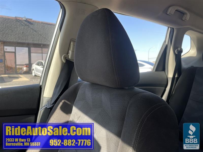 Nissan Rogue  2015