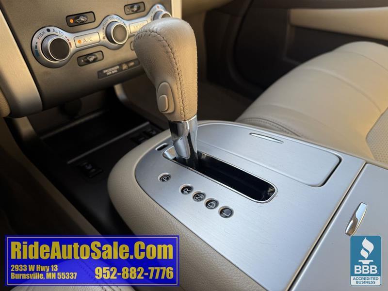 Nissan Murano  2012
