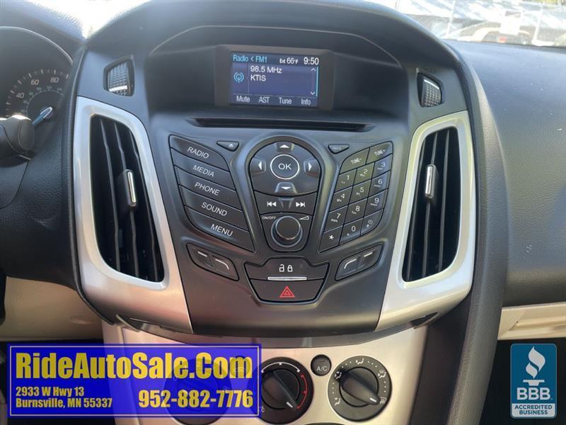 Ford Focus  2014
