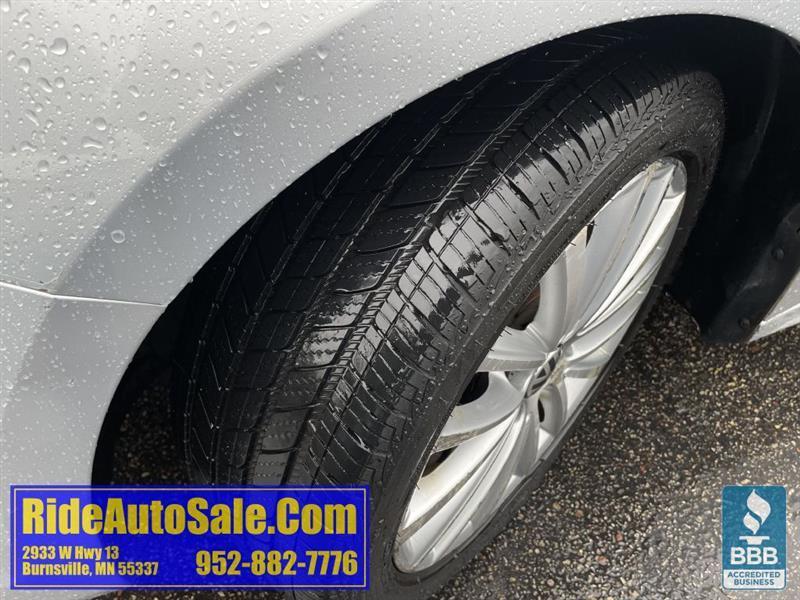 Volkswagen Jetta  2012