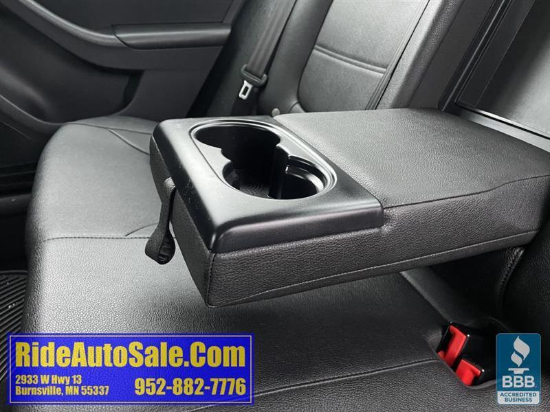 Volkswagen Jetta  2012