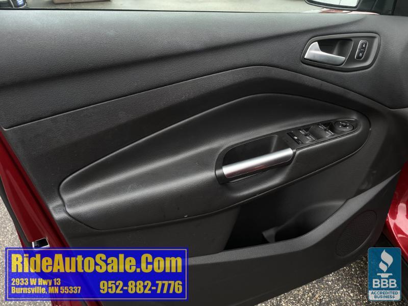 Ford Escape  2017