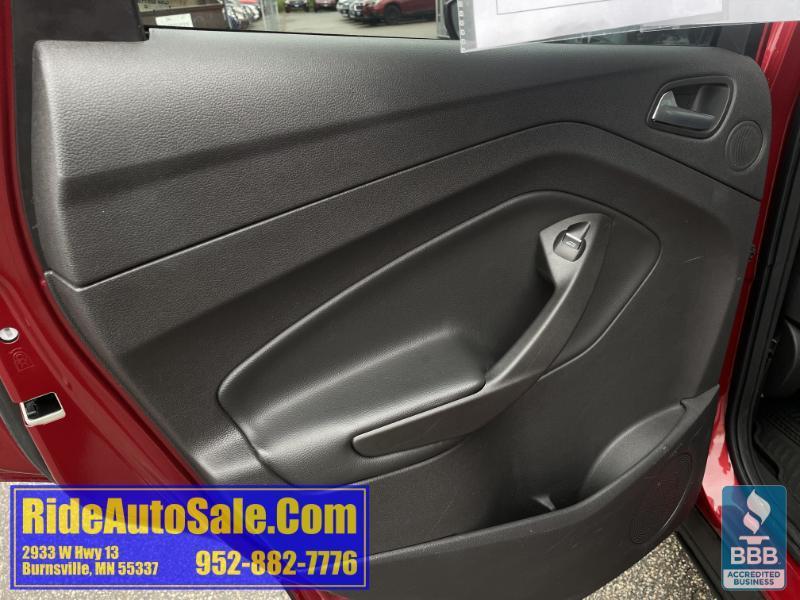 Ford Escape  2017