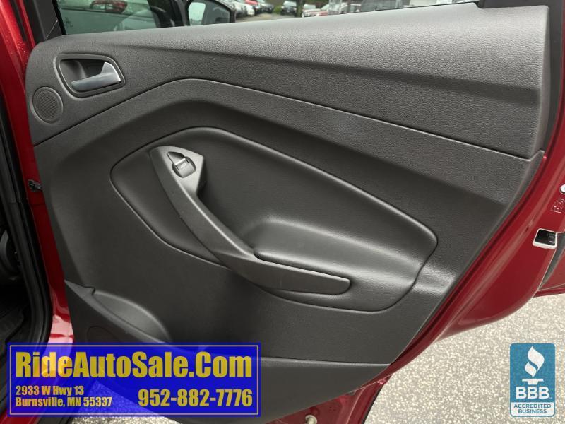 Ford Escape  2017