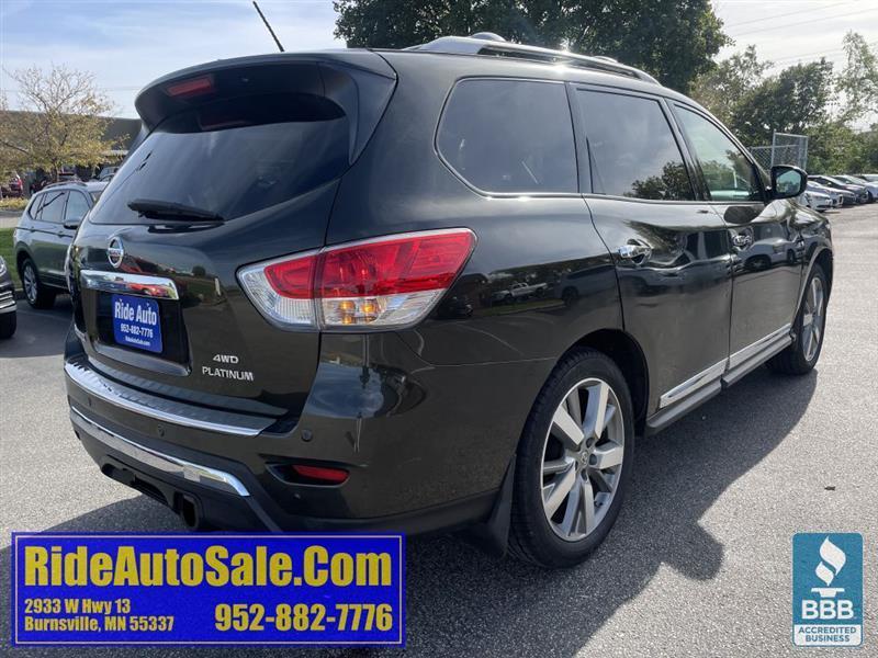 Nissan Pathfinder  2015