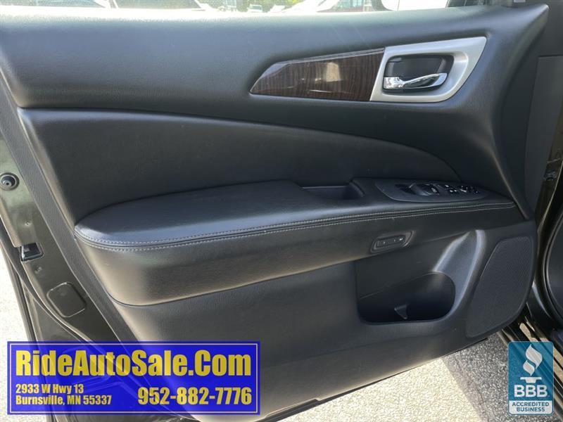 Nissan Pathfinder  2015