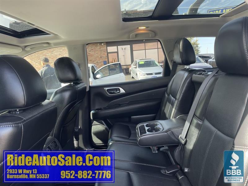 Nissan Pathfinder  2015
