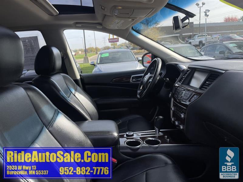 Nissan Pathfinder  2015