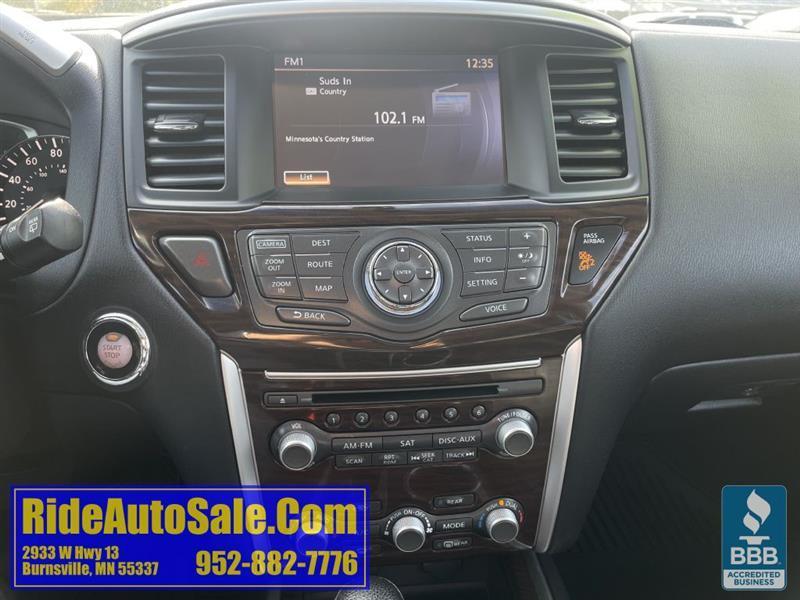 Nissan Pathfinder  2015