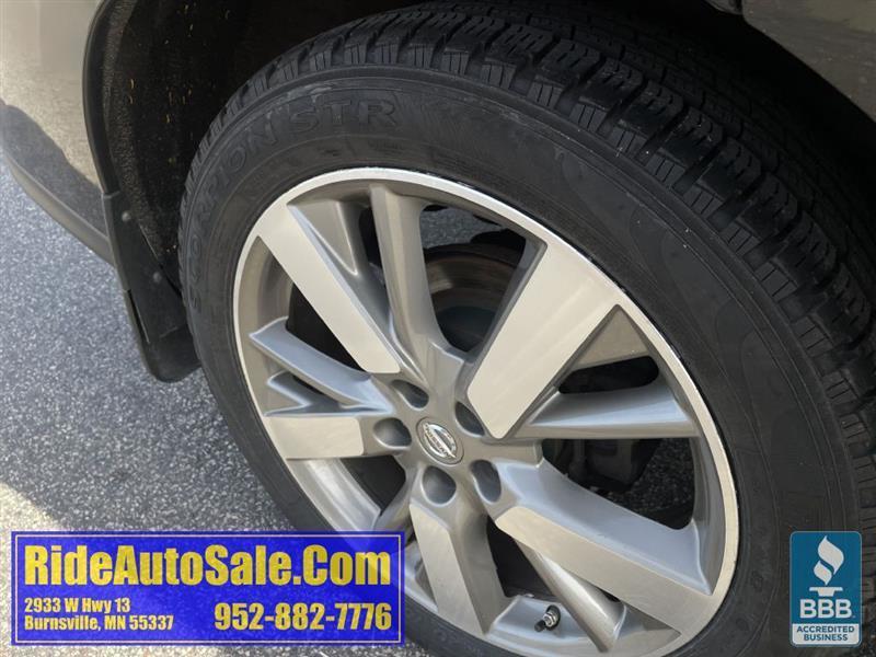 Nissan Pathfinder  2015