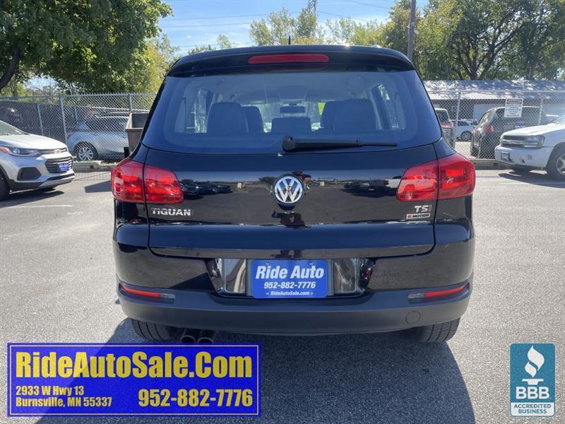 Volkswagen Tiguan  2016