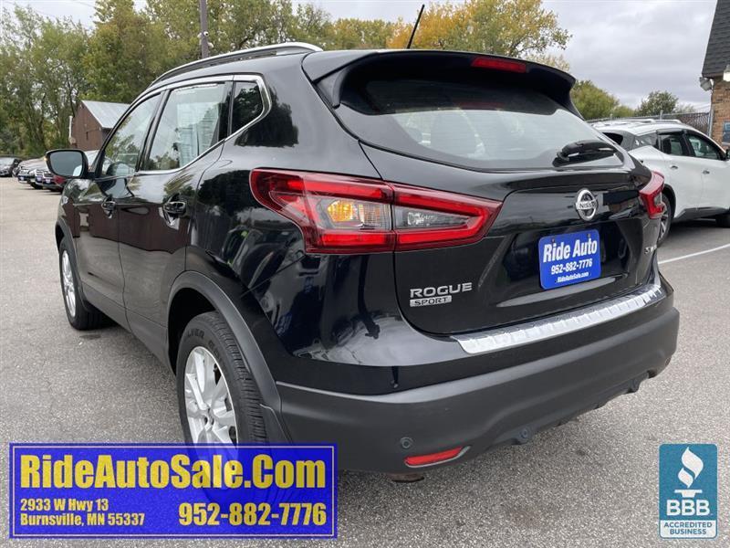 Nissan Rogue Sport  2020