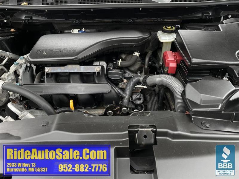 Nissan Rogue Sport  2020