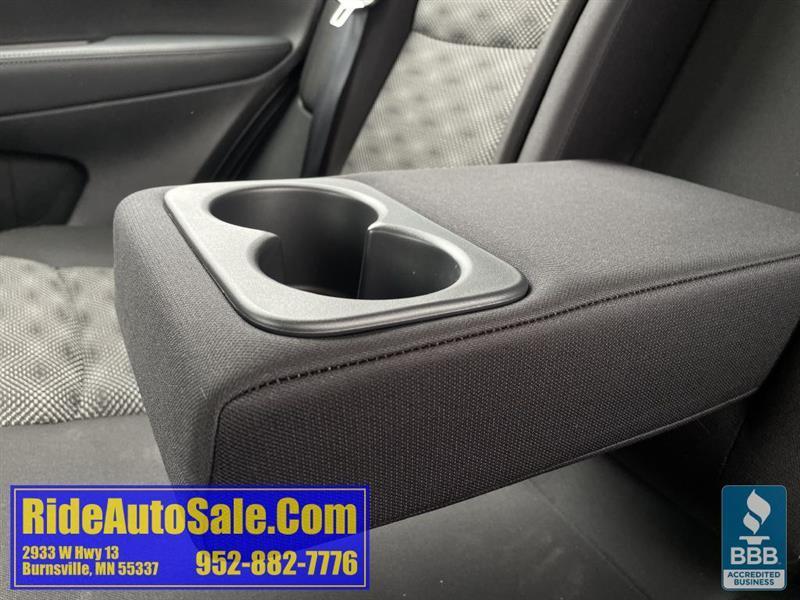 Nissan Rogue Sport  2020