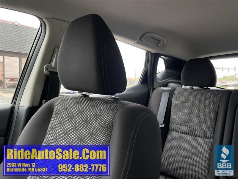 Nissan Rogue Sport  2020