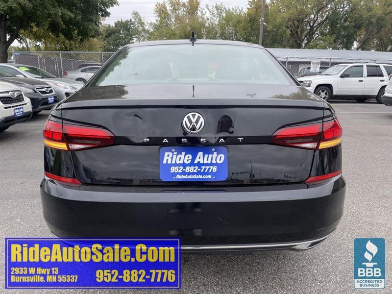 Volkswagen Passat  2020