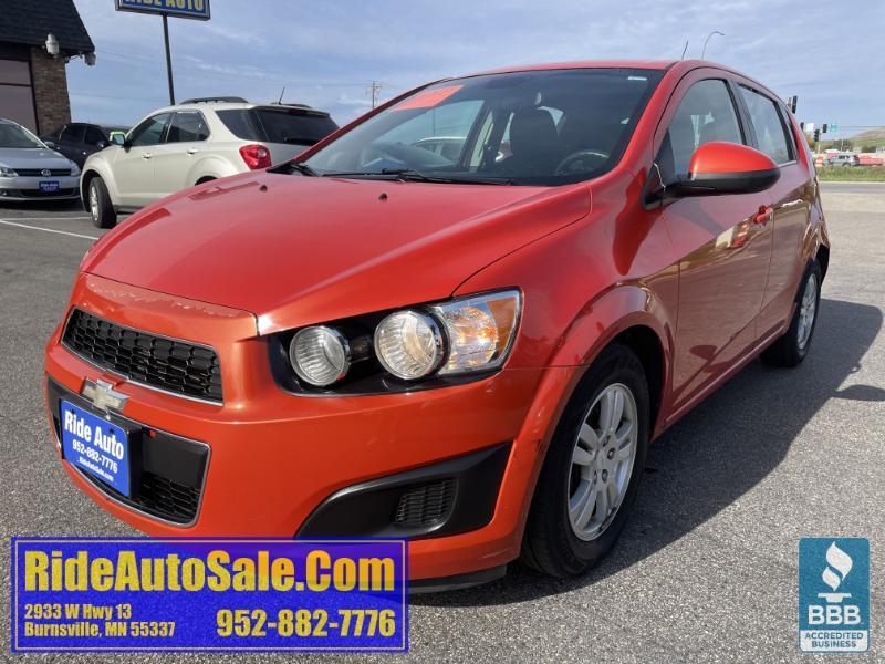 2012 Chevrolet Sonic LT, 5dr hatchback, 4cyl, 6 speed manual !