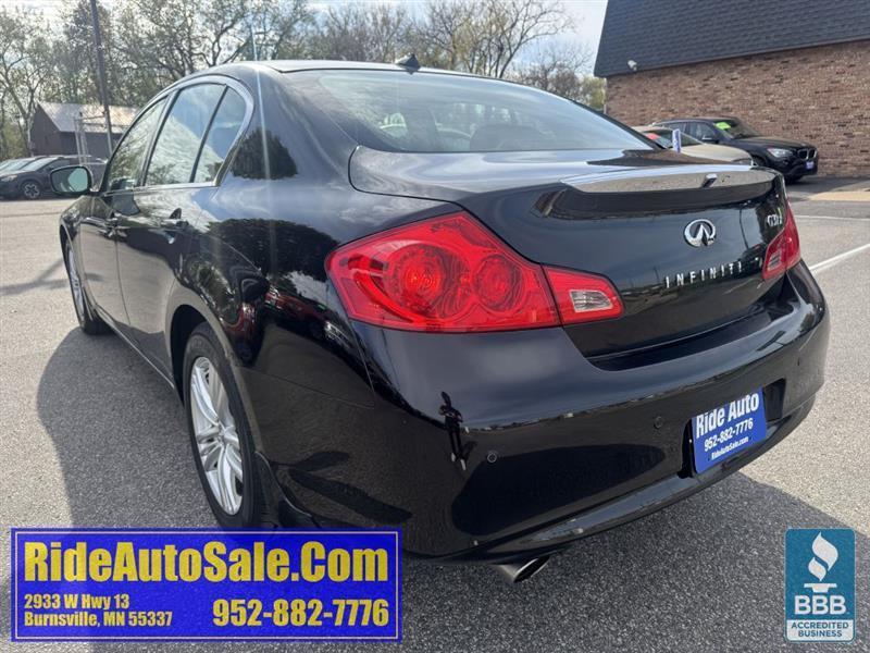 Infiniti G Sedan  2010
