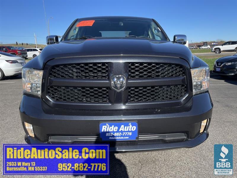 Dodge RAM 1500  2014