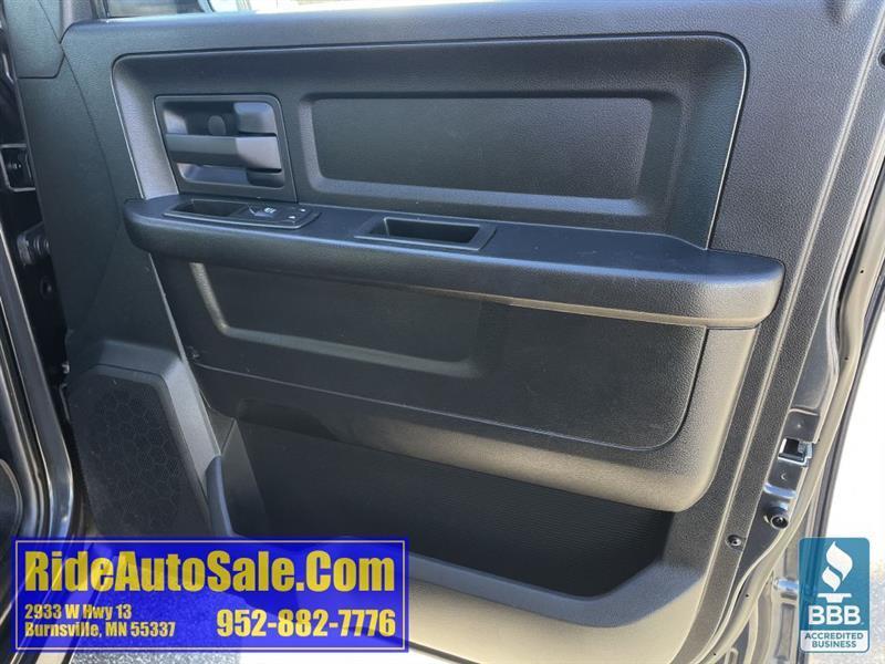 Dodge RAM 1500  2014