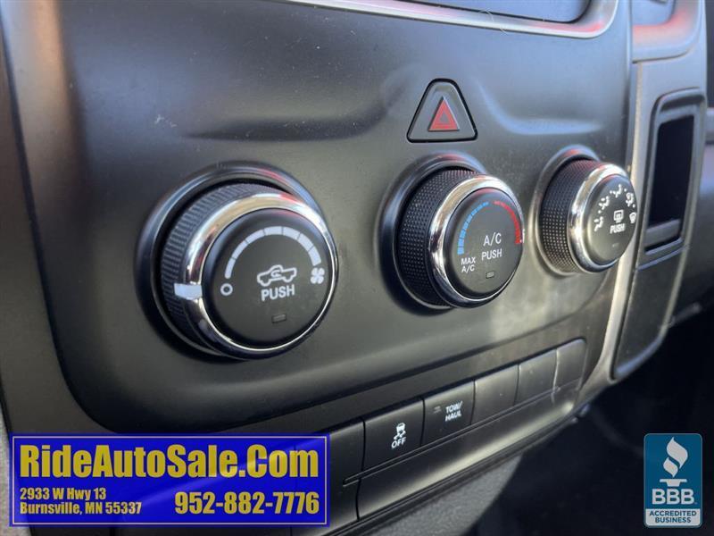 Dodge RAM 1500  2014