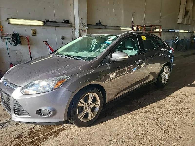 2014 Ford Focus SE Sedan