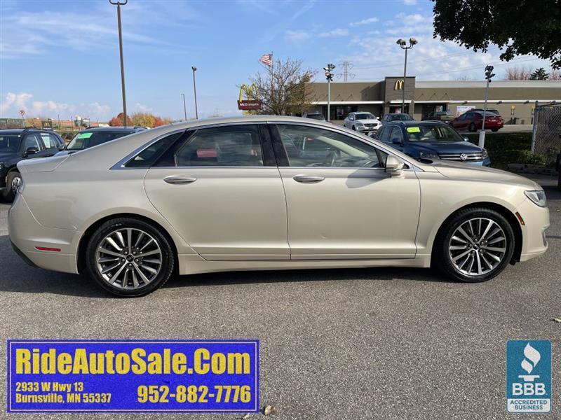 Lincoln MKZ  2017