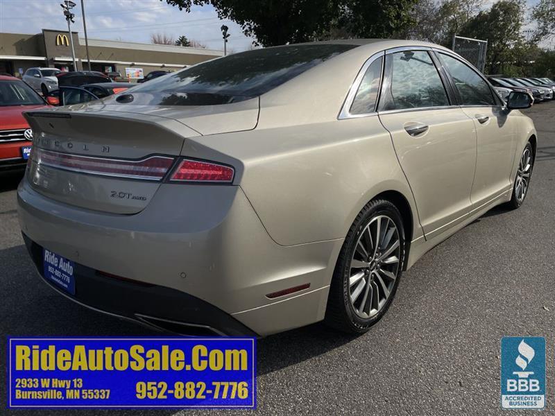 Lincoln MKZ  2017