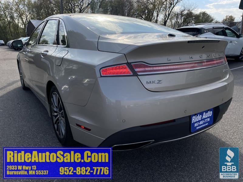 Lincoln MKZ  2017