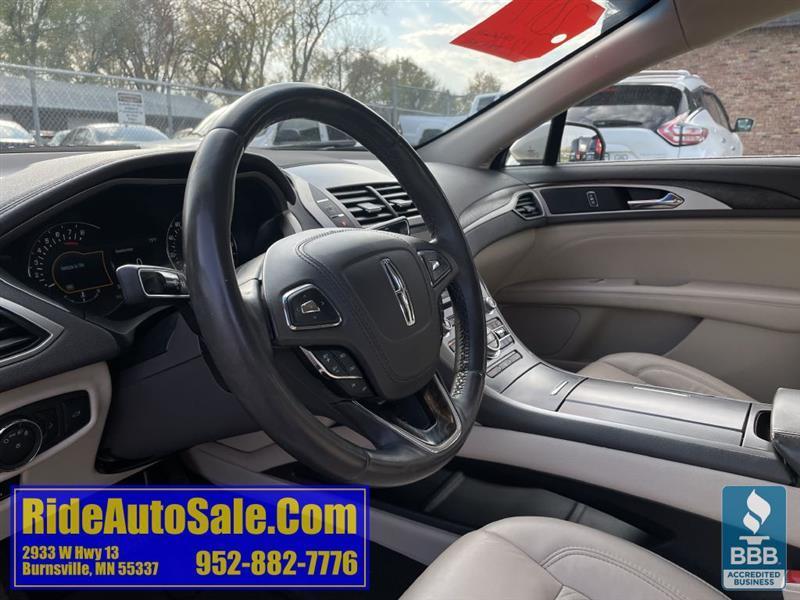 Lincoln MKZ  2017
