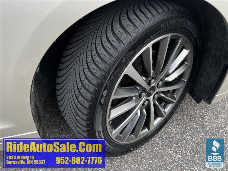 Lincoln MKZ  2017