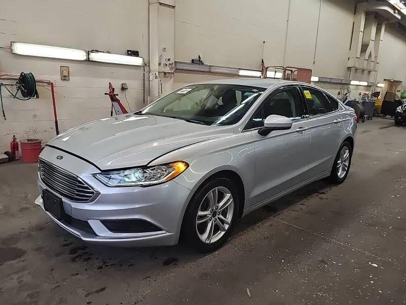 2018 Ford Fusion SE 4dr sedan 4cyl Auto CLEAN financing options !