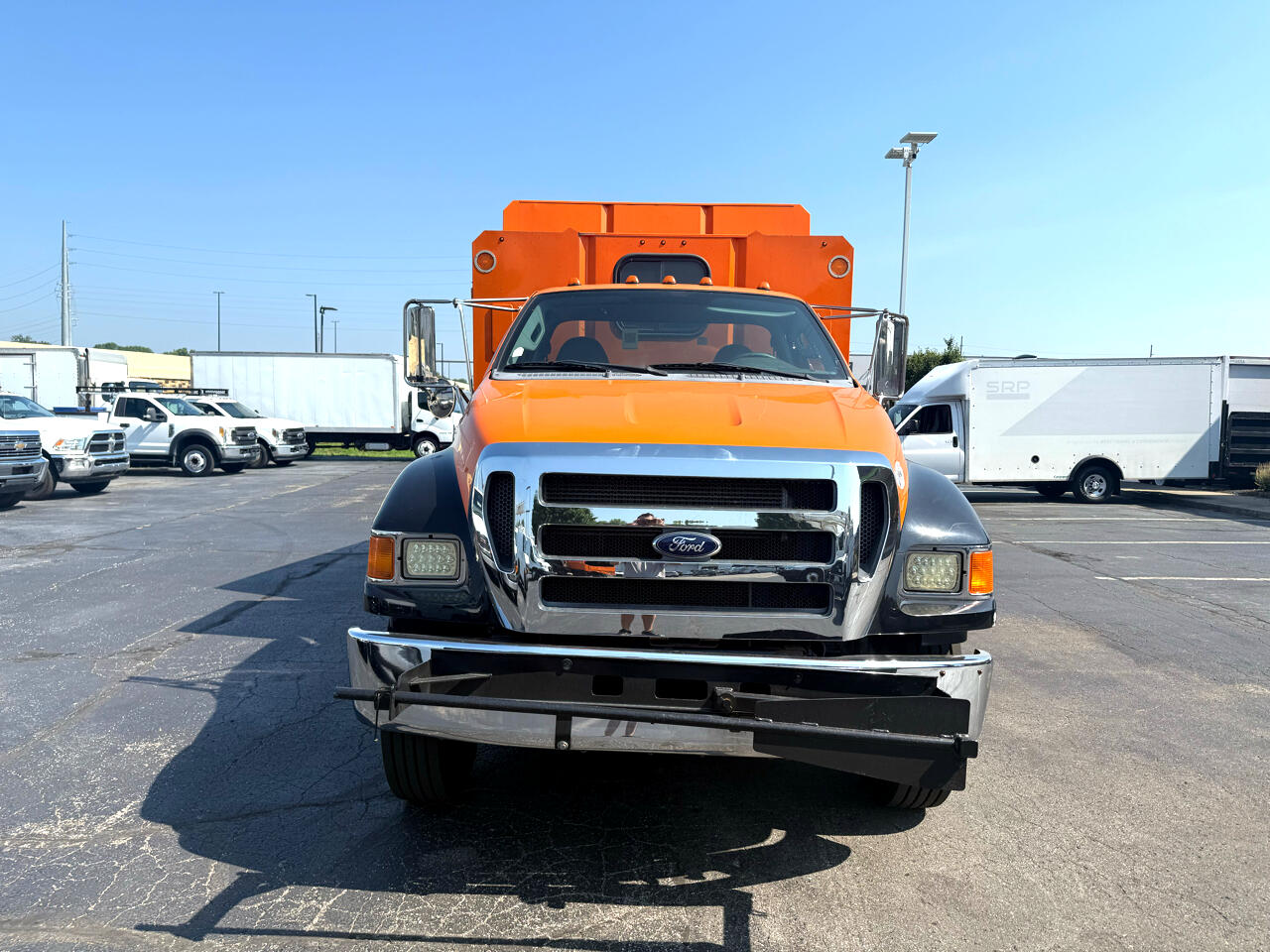2015 Ford F-750 XL photo 2