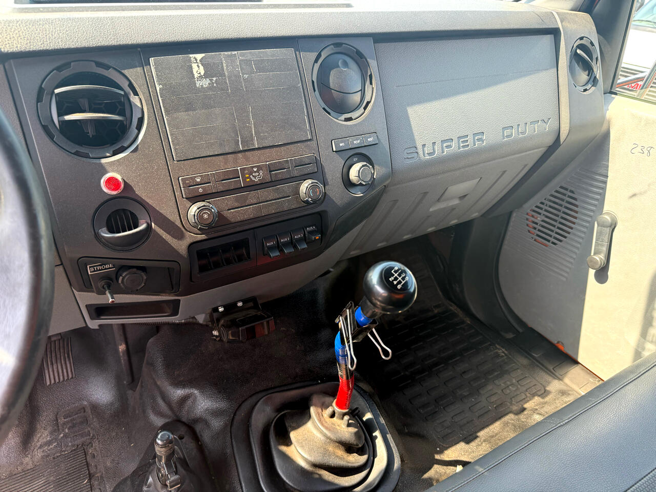 2015 Ford F-750 XL photo 13