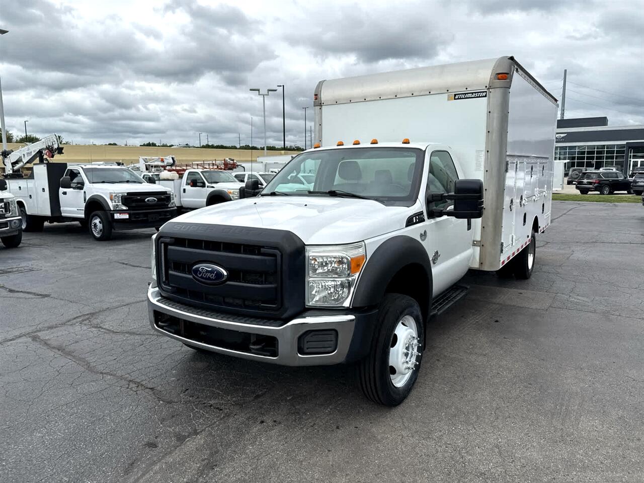 2012 Ford F-550 XL photo 4