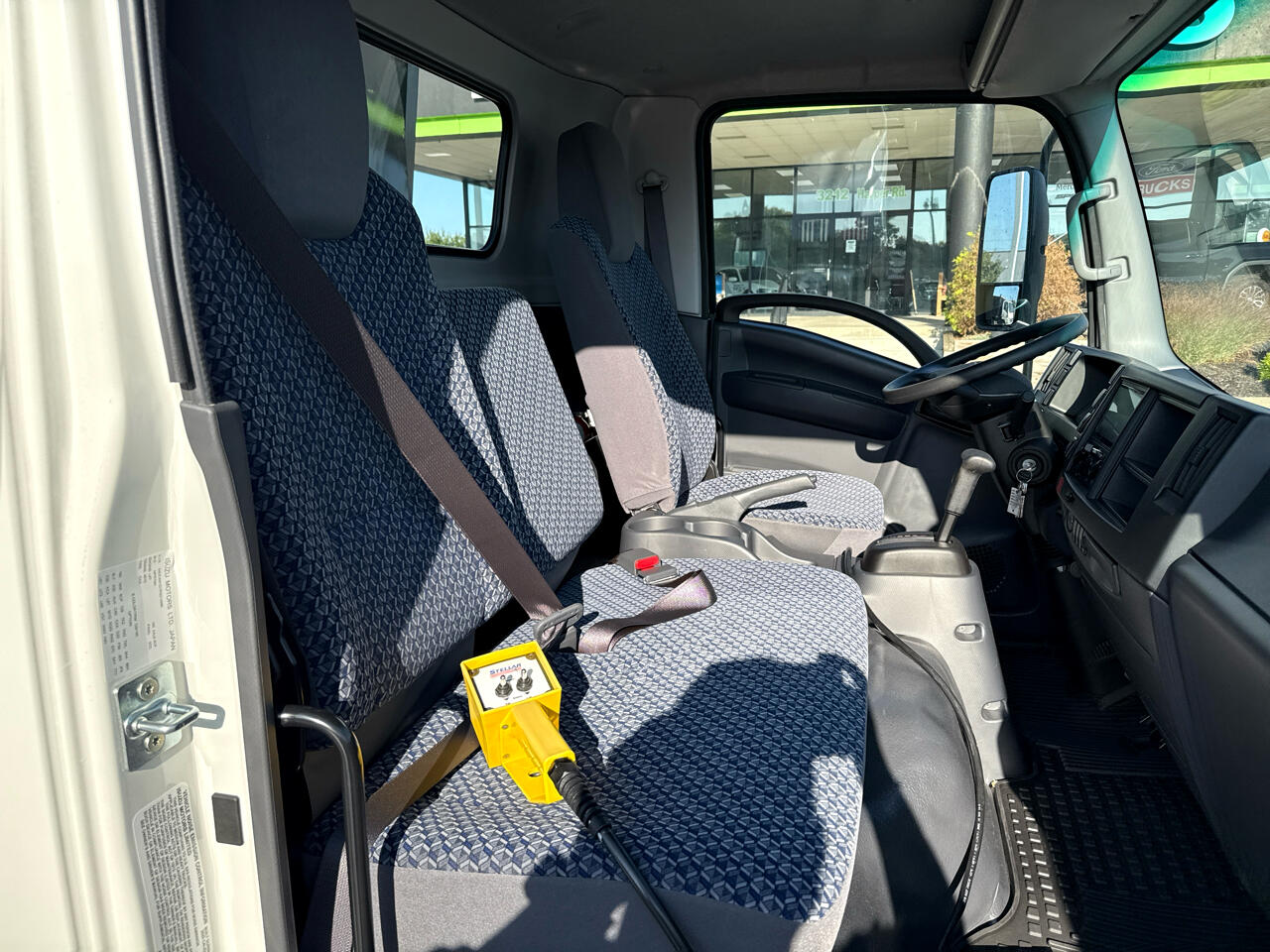 2024 Isuzu NPR photo 20