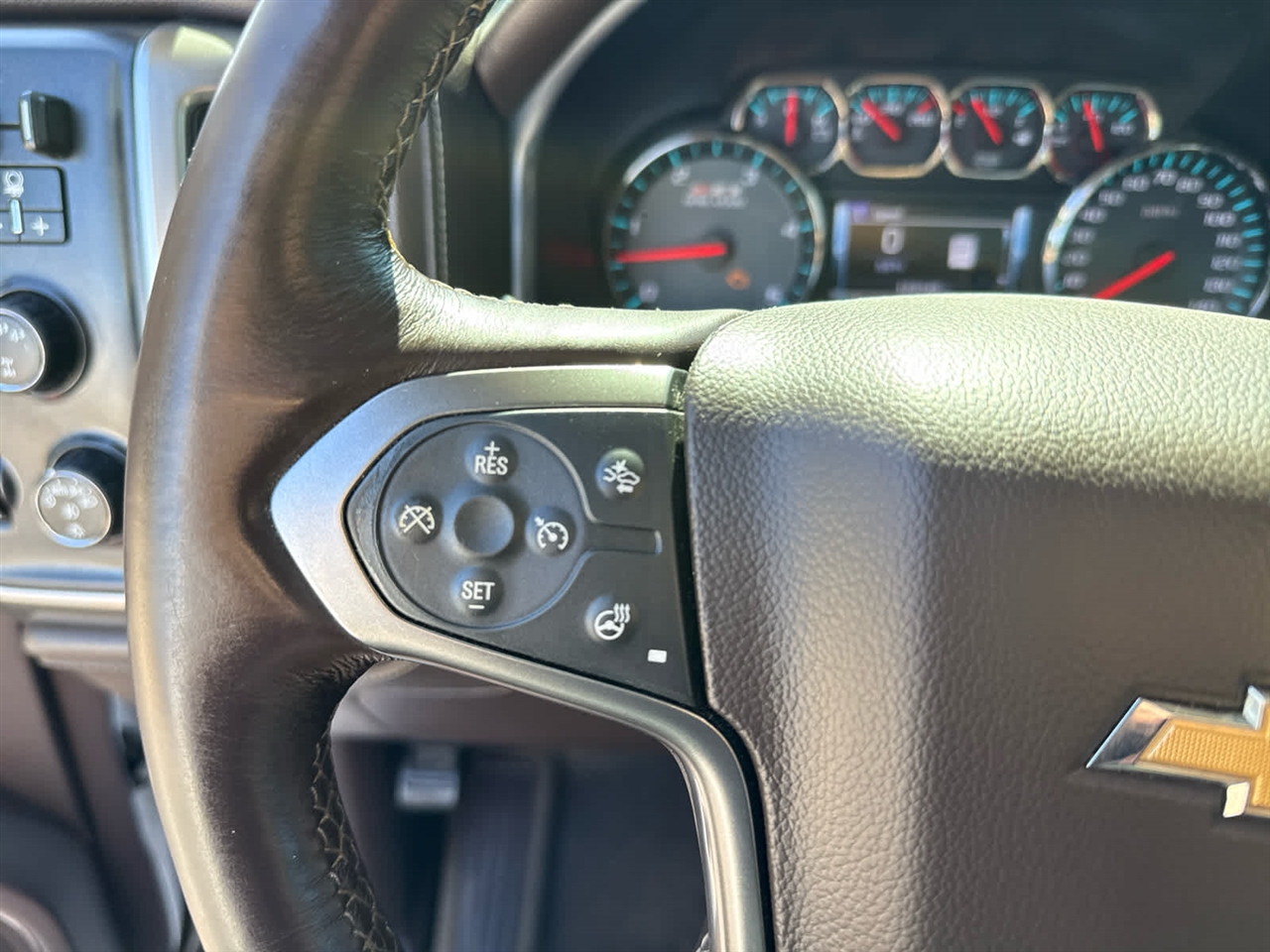 2017 Chevrolet Silverado 2500HD LTZ photo 23
