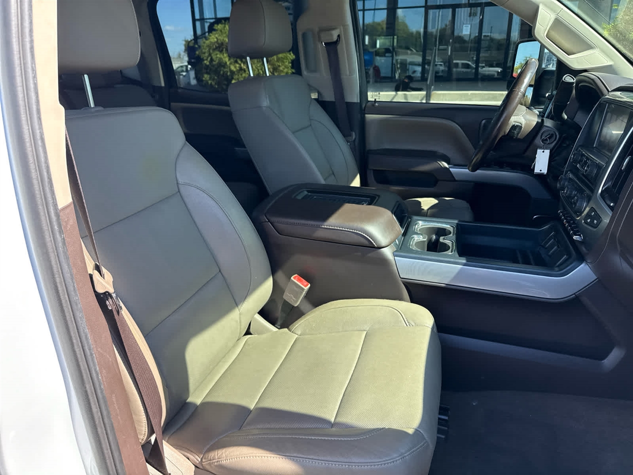 2017 Chevrolet Silverado 2500HD LTZ photo 32