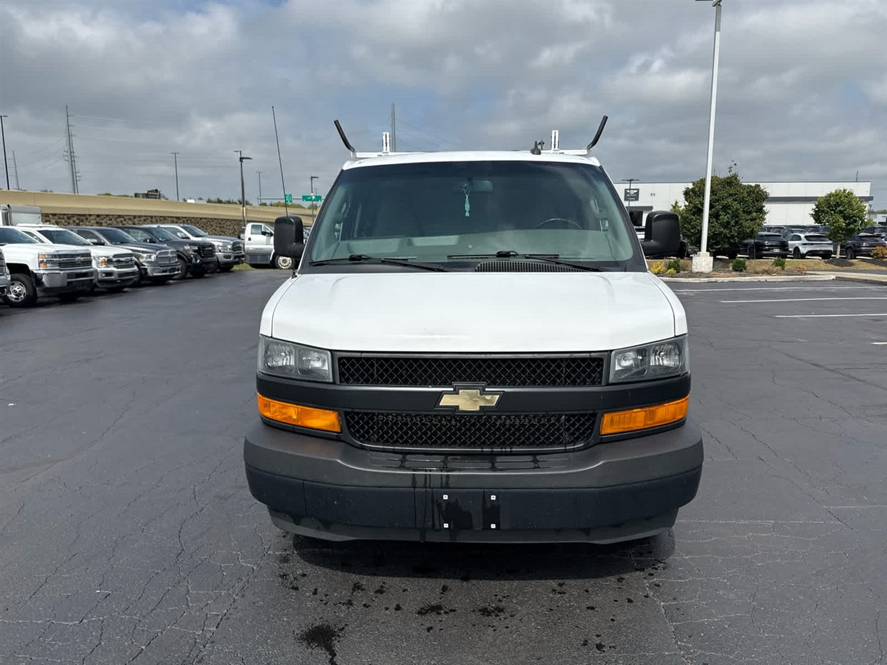 2021 Chevrolet Express 2500 Cargo photo 3