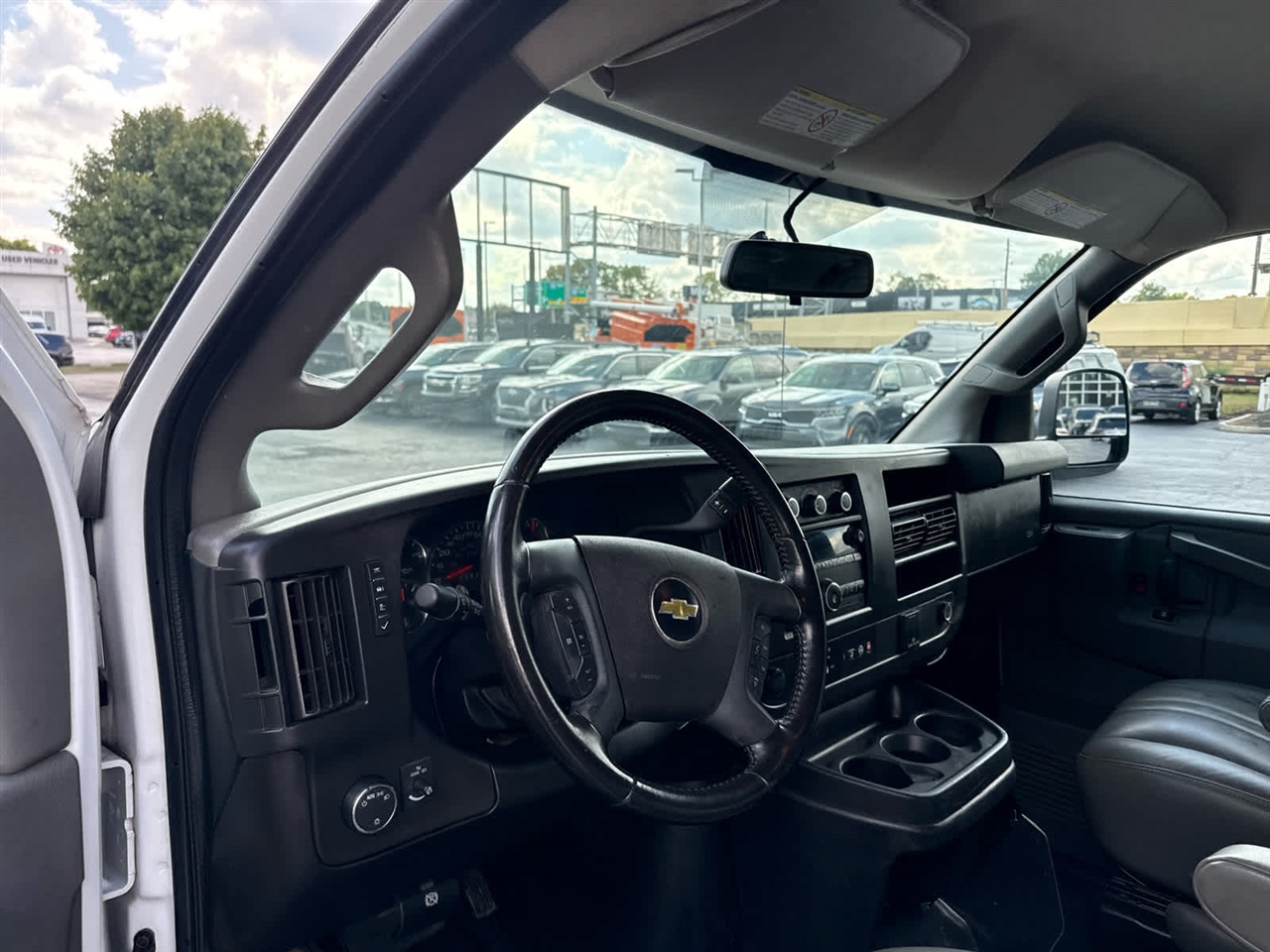 2021 Chevrolet Express 2500 Cargo photo 11