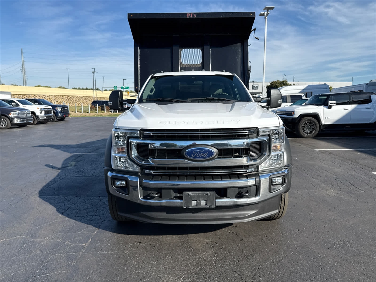 2022 Ford F-600 photo 4