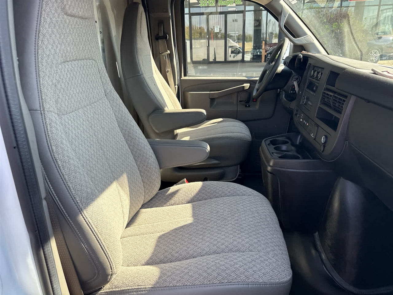 Chevrolet Express  2021