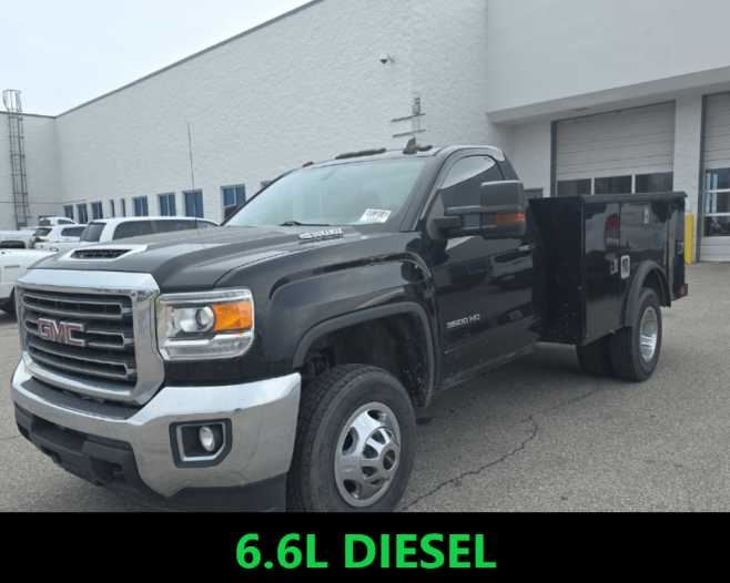 2017 GMC Sierra 3500 Chassis Cab SLE's photo