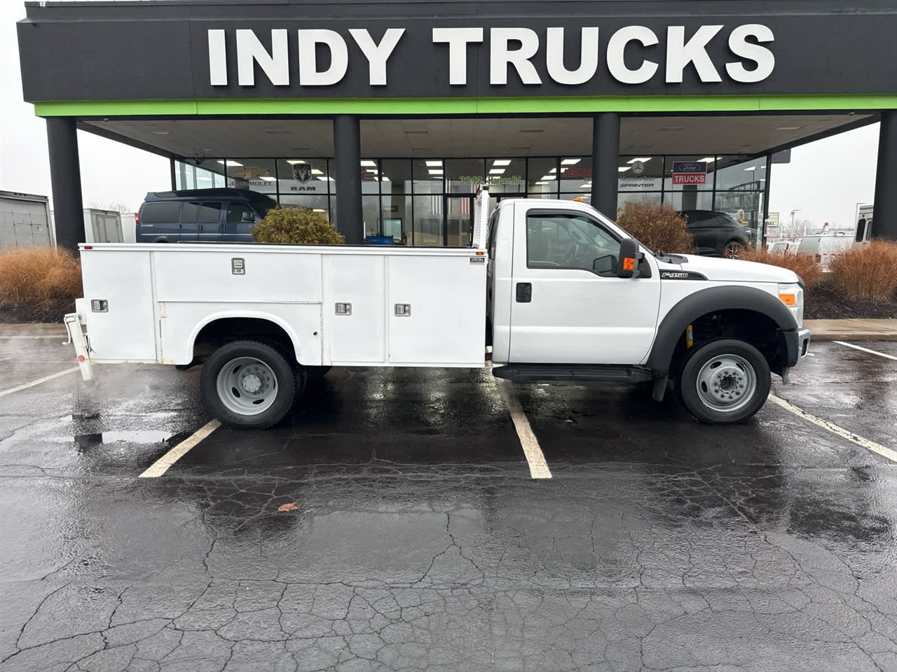 2013 Ford F-450 Super Duty Chassis Cab XL's photo