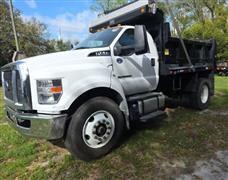 2023 Ford F-750 