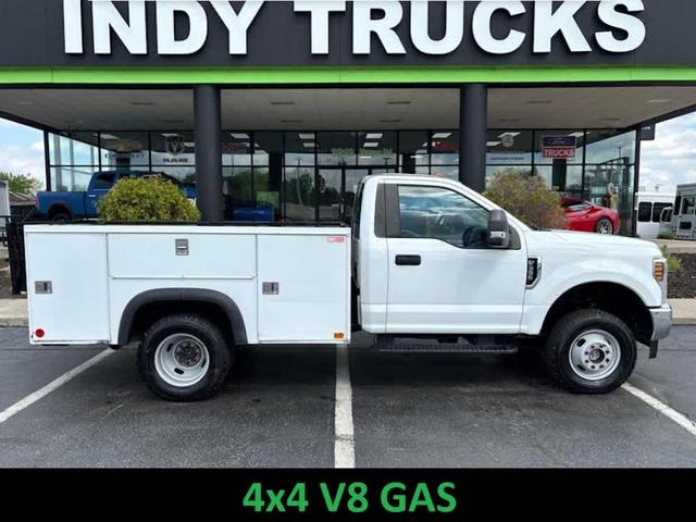 Oxford White 2019 Ford F-350 Super Duty Chassis XL DRW 4WD Pickup Truck Four-Wheel Drive 6-Speed Automatic